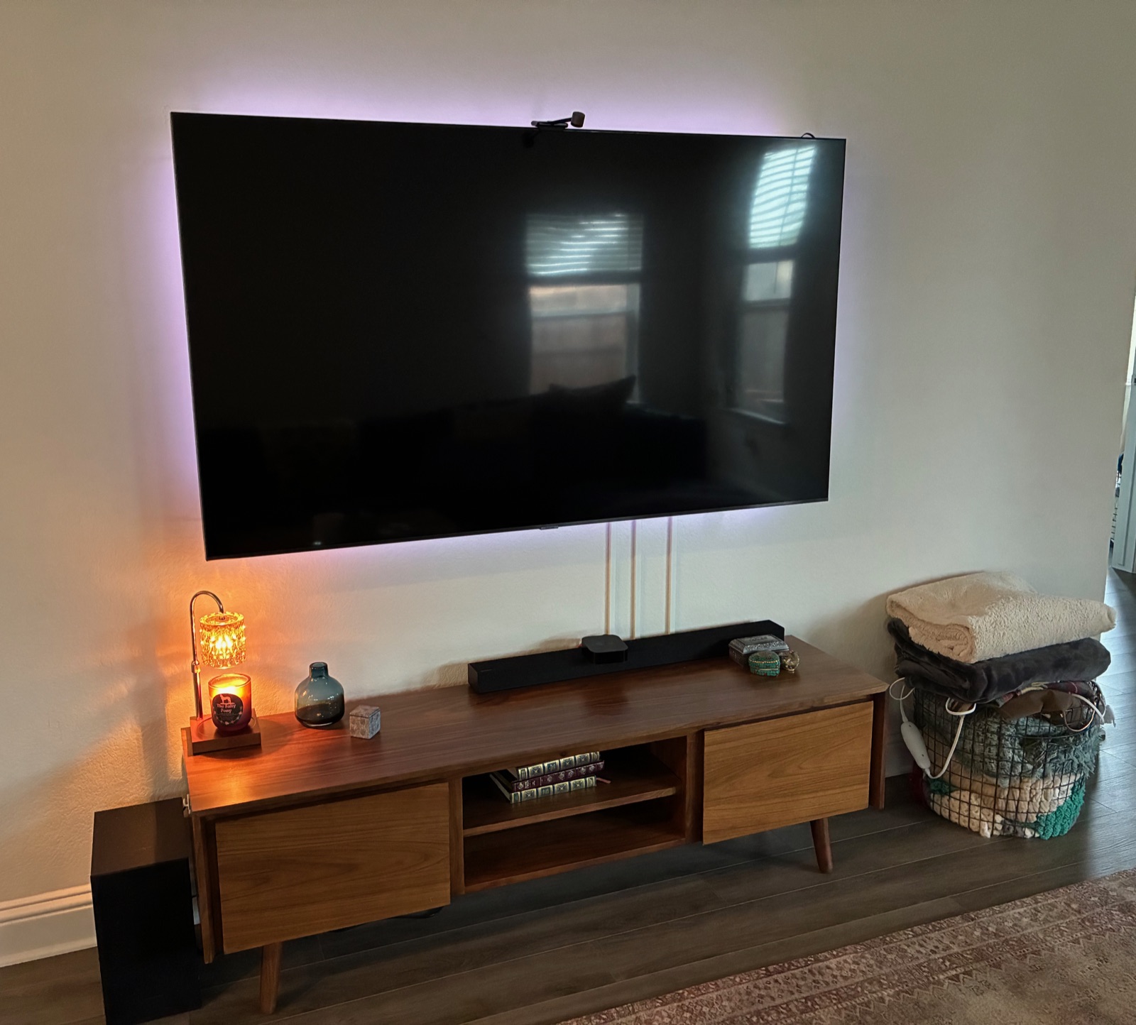 Professional TV mounting